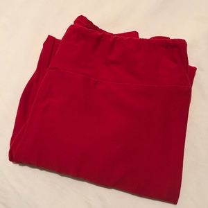 Solid red lularoe TC leggings